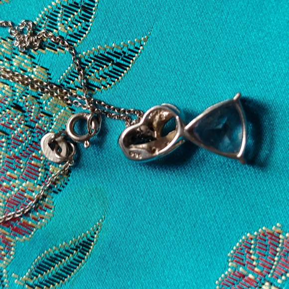 French Amethyst , with accent diamond in a sterling silver setting, and chain. - Picture 2 of 2